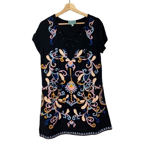 Skies are Blue Black & Pastel Floral Short Sleeve Mini Shift Dress M - Picture 1 of 4